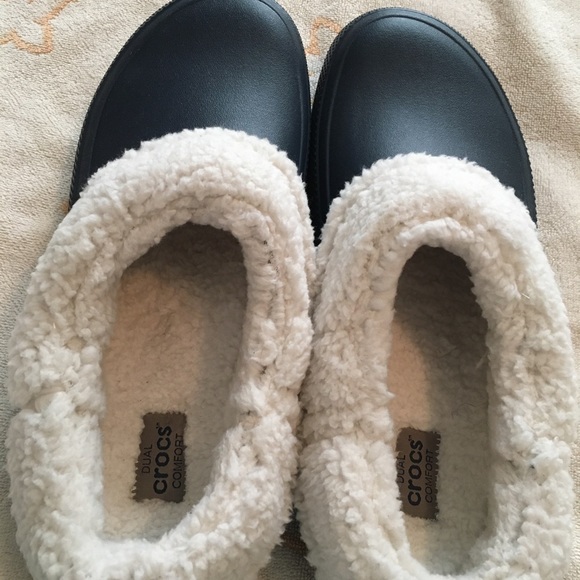 Crocs - Picture 3 of 6